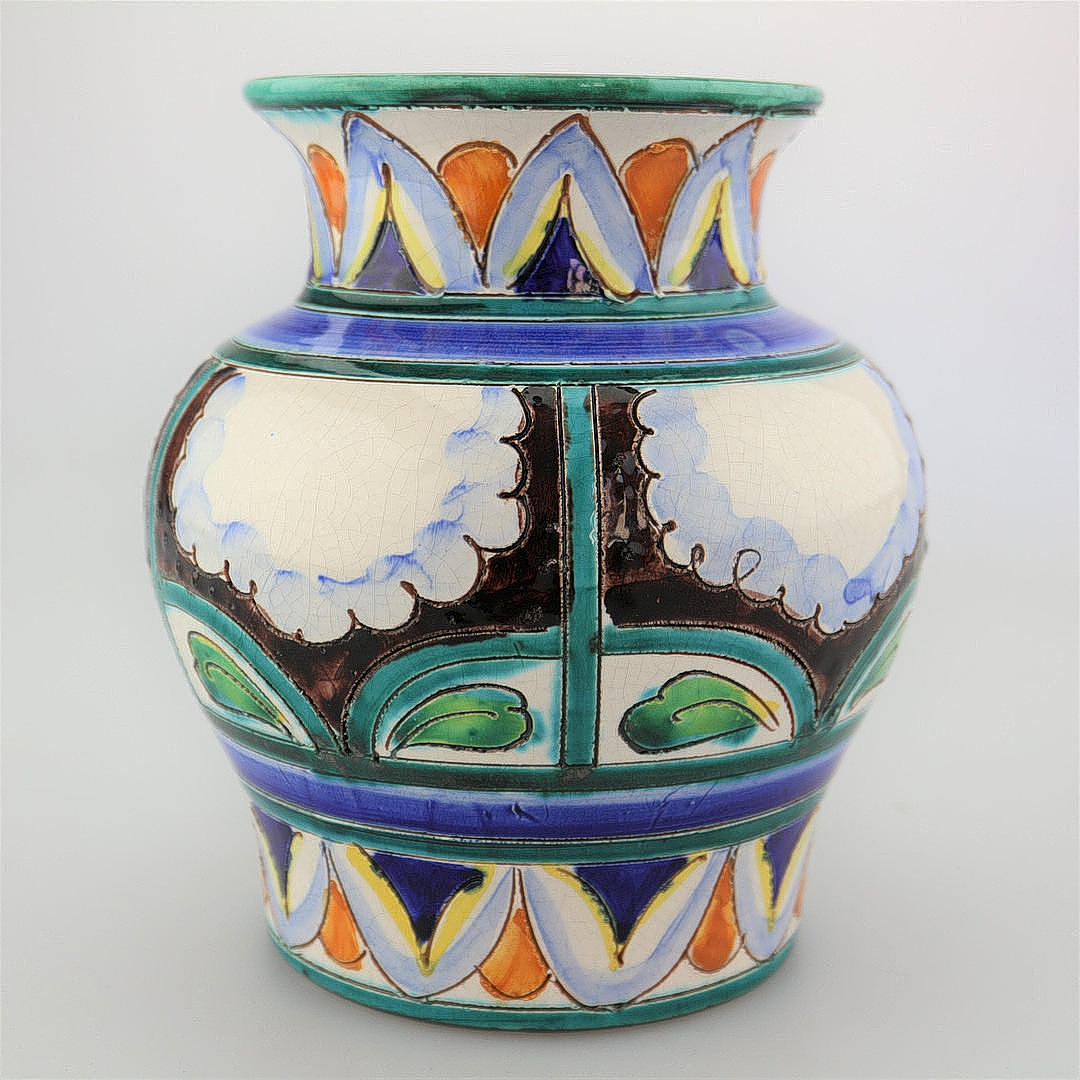 ADRIANO ARTURO ANTONINI. CERAMIC VASE.