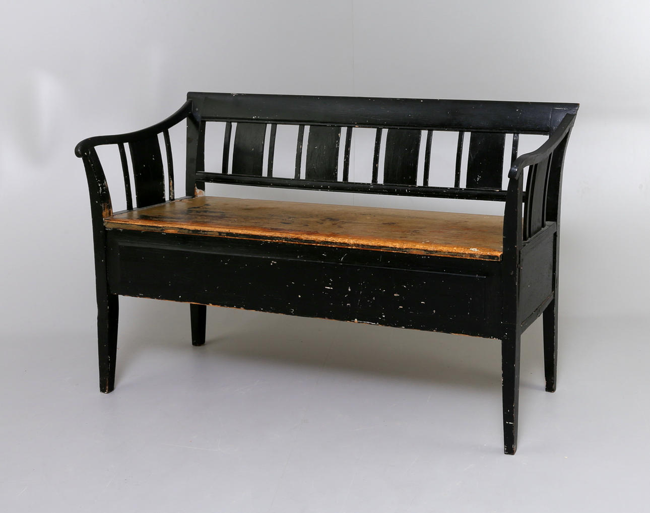 SOFFA, Empire, 1800-talets mitt.