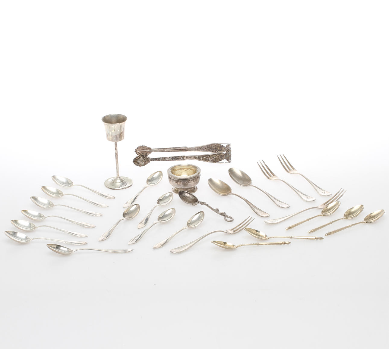 PARTI SILVER, 27 delat, mestadels te- och kaffeskedar, 1900-tal.