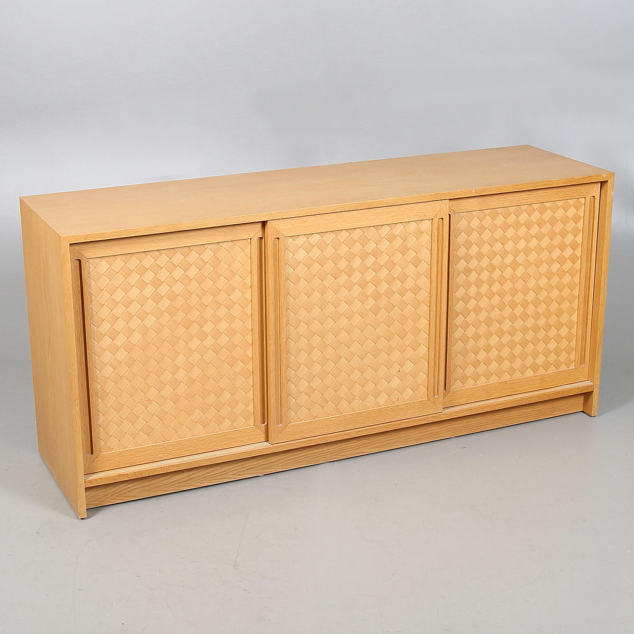 SIDEBOARD, 1960-tal.