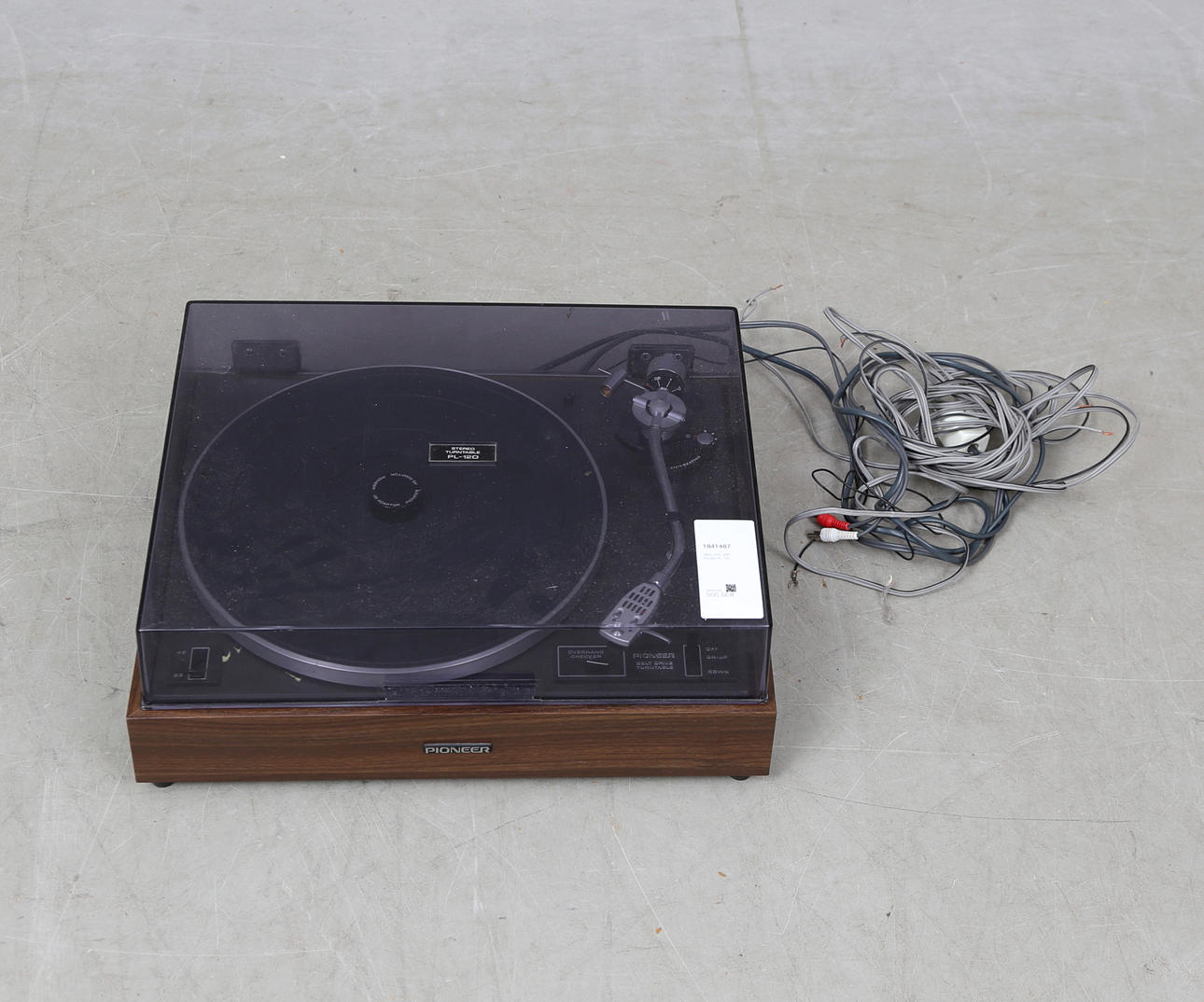 VINYLSPELARE. Pioneer PL-120.