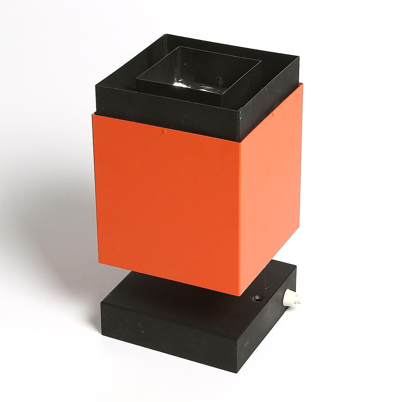 VÄGGLAMPA, plåt, "Accenta, Värnamo, 1970-tal.