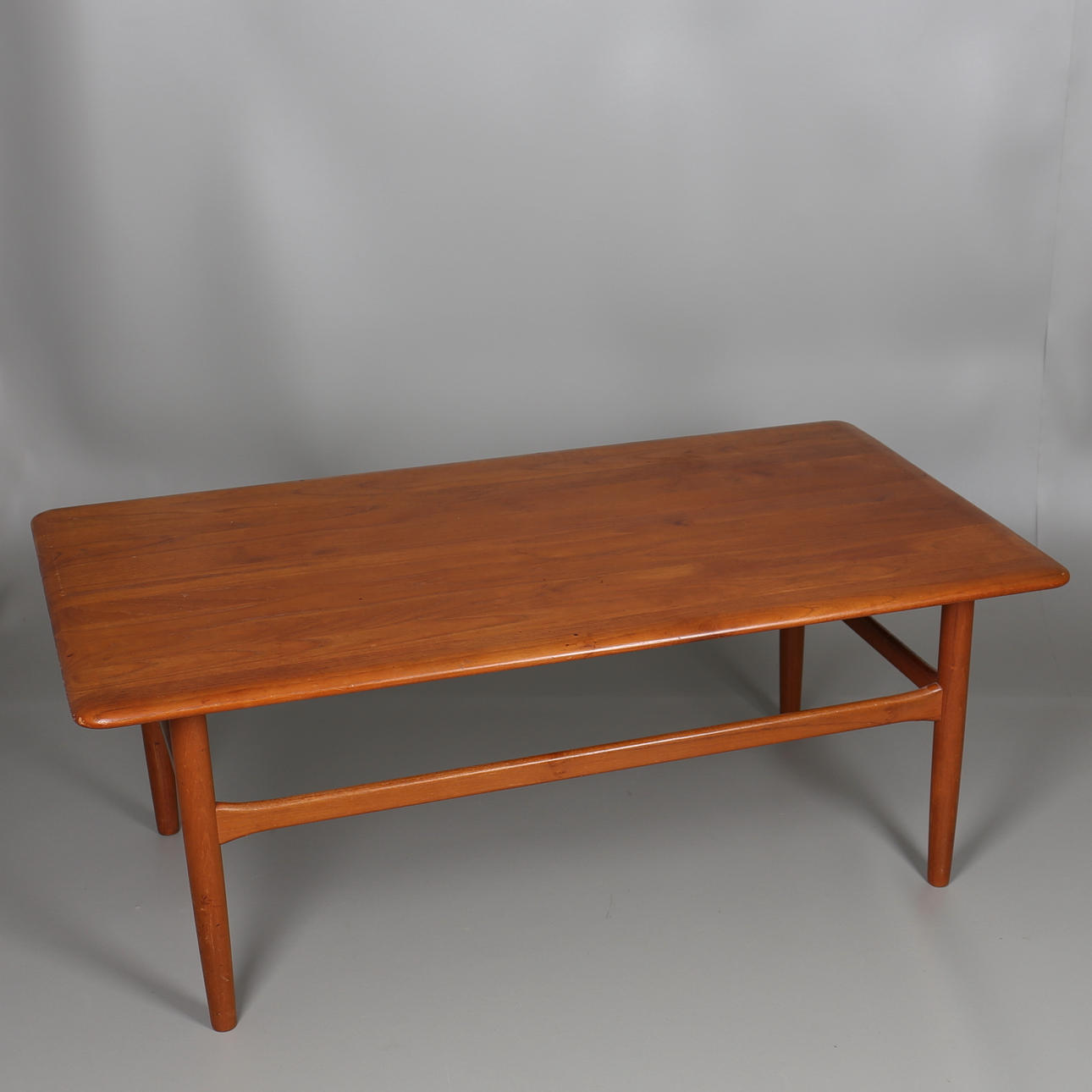 SOFFBORD i teak, 1960-tal. Stämplat Furnitures Danish Controll.
