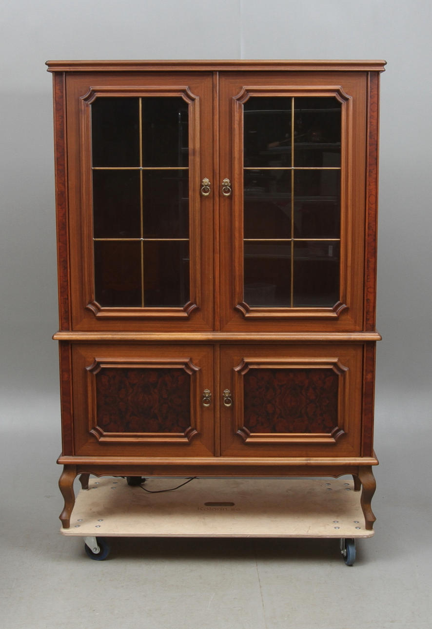 MATSALSSKÅP, Möbelboning i Tibro AB, 1985.