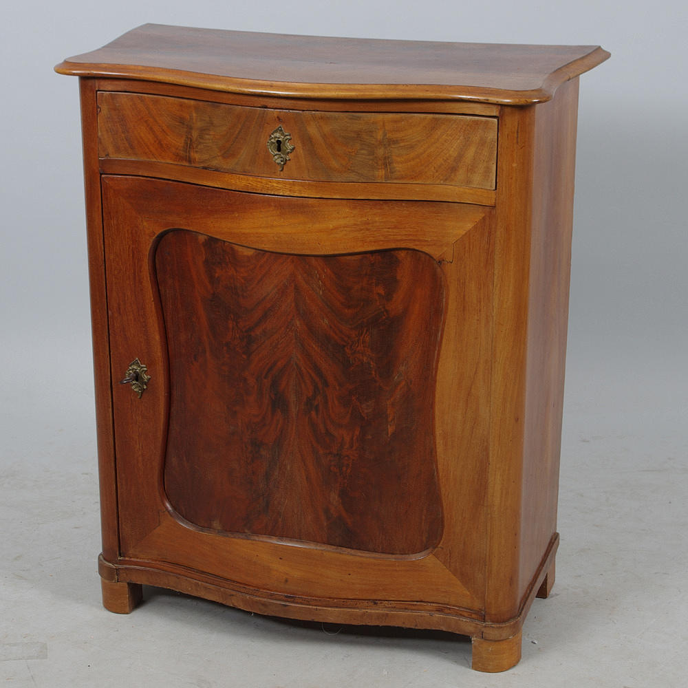 KONSOLSKÅP, mahogny/rot-faner, sent 1800-tal.