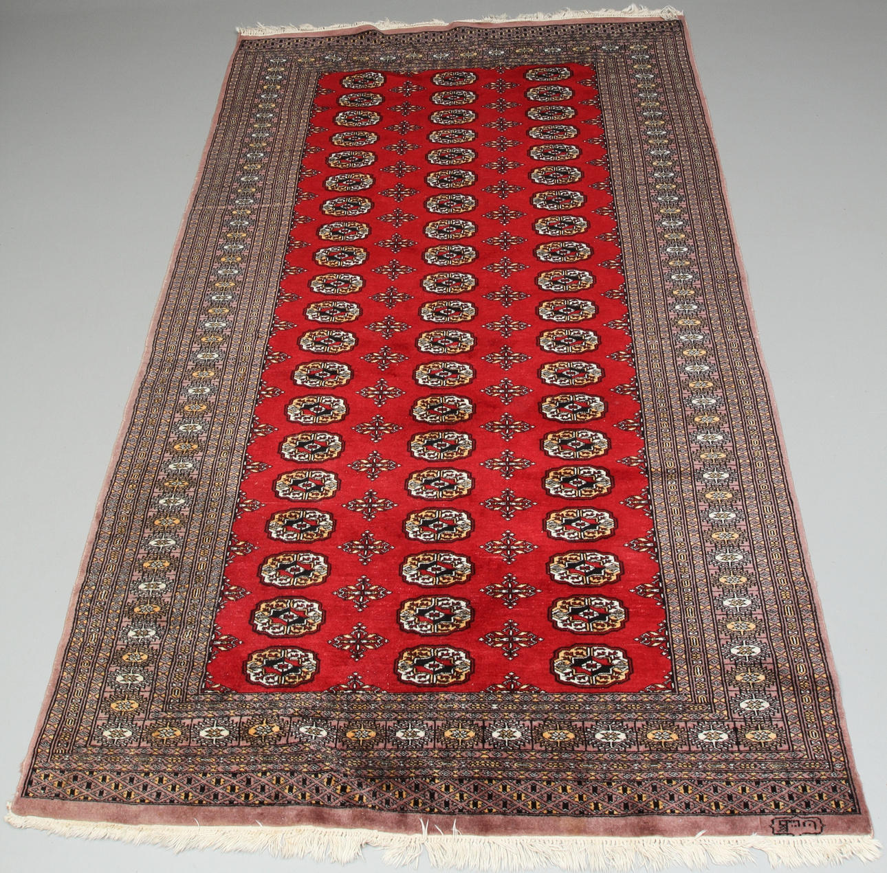 MATTA, orientalisk, ca 255 x 155 cm.