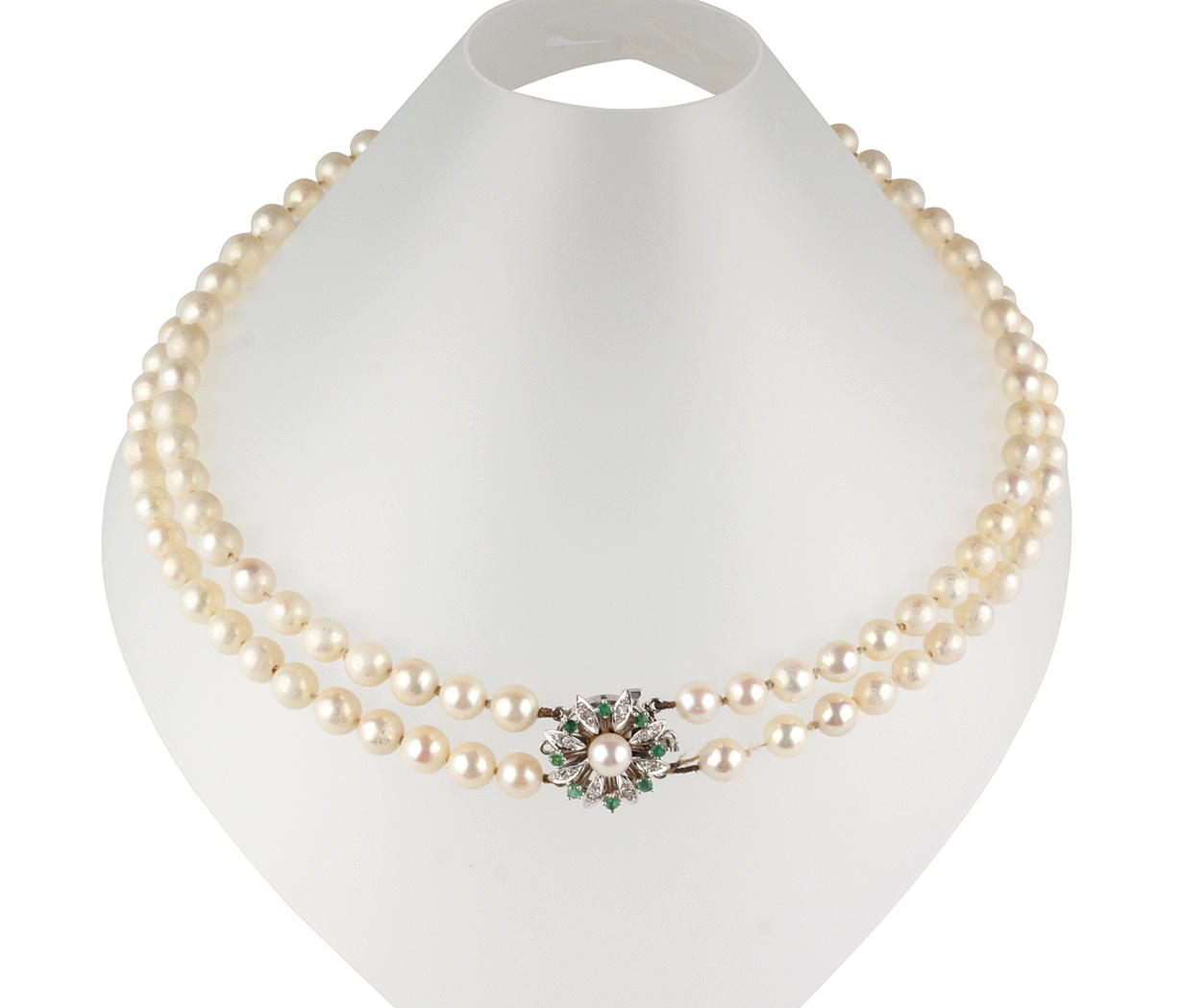 PÄRLCOLLIER, dubbelradigt, 585 vitguld lås.