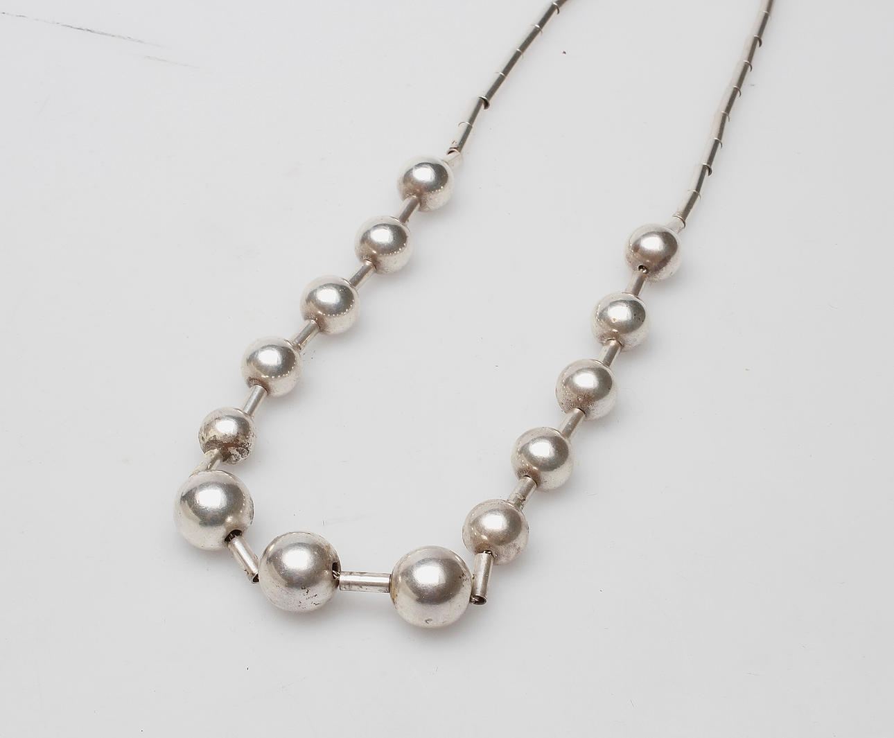 COLLIER, silver, Birgitta Häggbom-Erhardt, Linköping 1972.