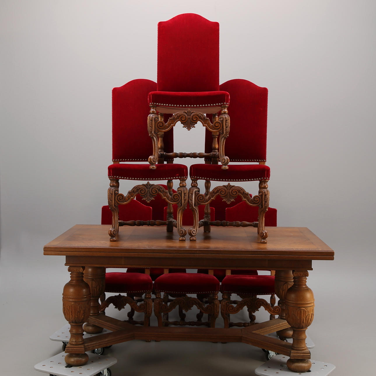 MATSALSMÖBEL, 9 delar, ek, barockstil, 1900-talets första hälft.