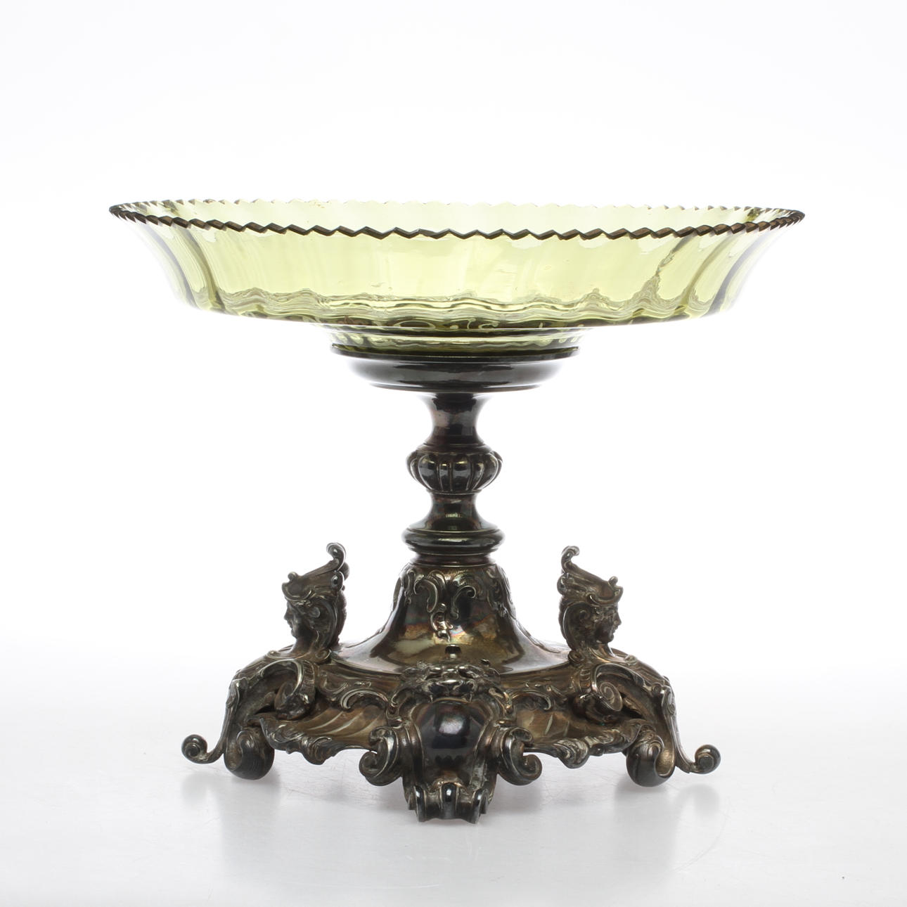 PRAKTSKÅL, nysilver samt glas, omkring sekelskiftet 1900.