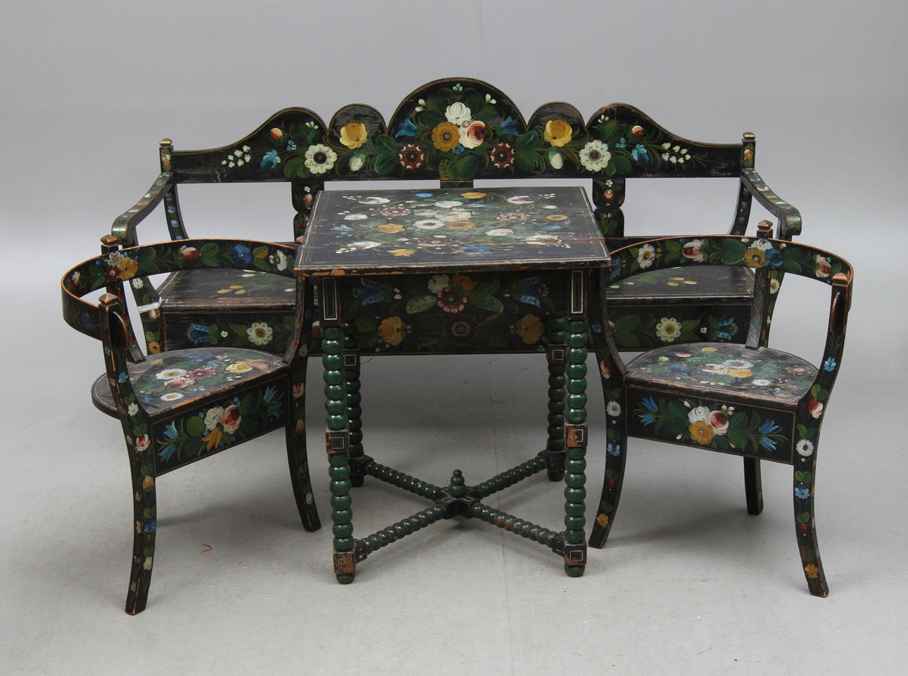 SALONGSGRUPP, 5 delar, omkring 1900.