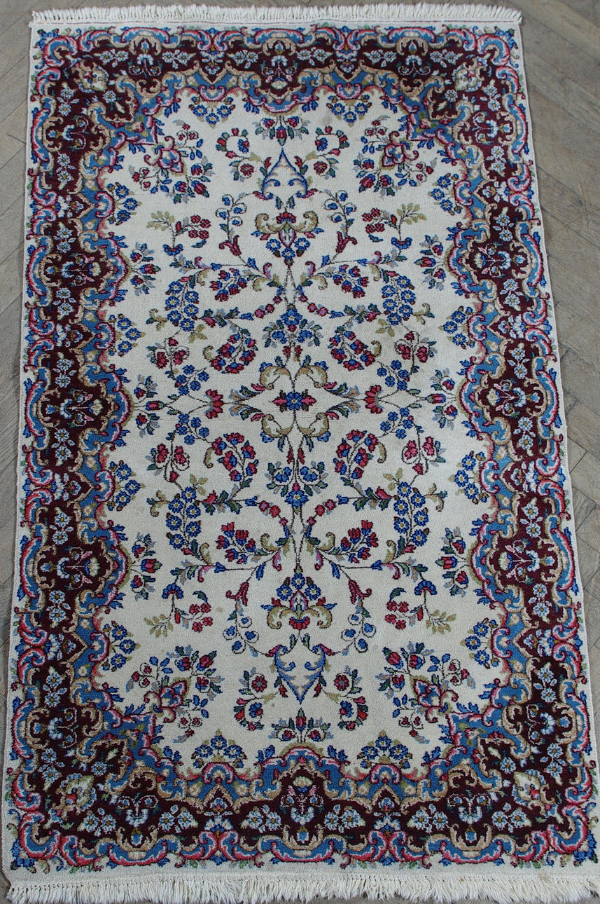 ORIENTMATTA, 159 x 93 cm.
