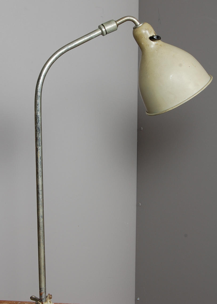 INDUSTRILAMPA, 1940-50-tal.