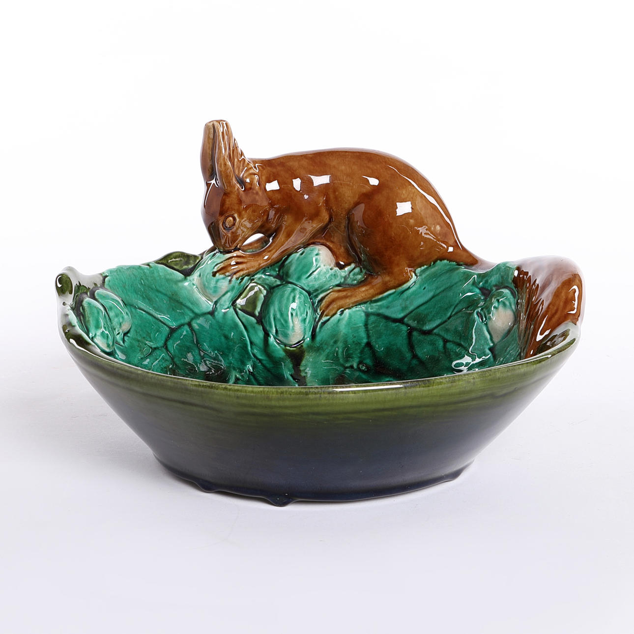 NÖTSKÅL, majolica, Rörstrand, circa 1900.