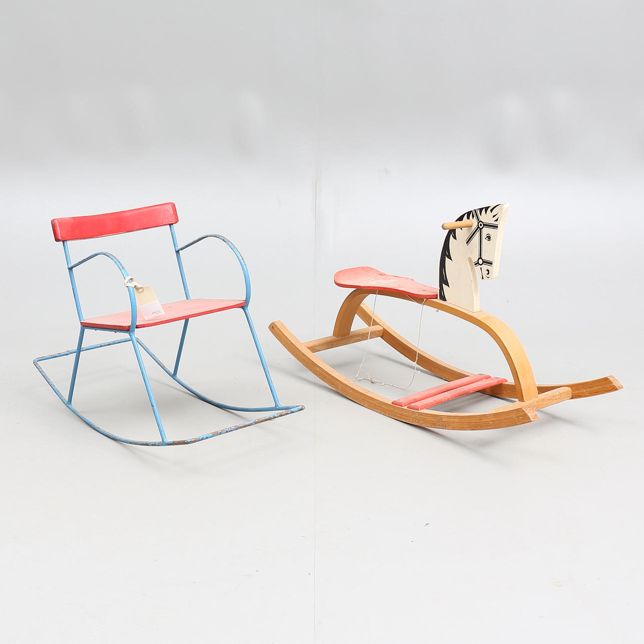 GUNGHÄST samt BARNGUNGSTOL, 1900-tal.