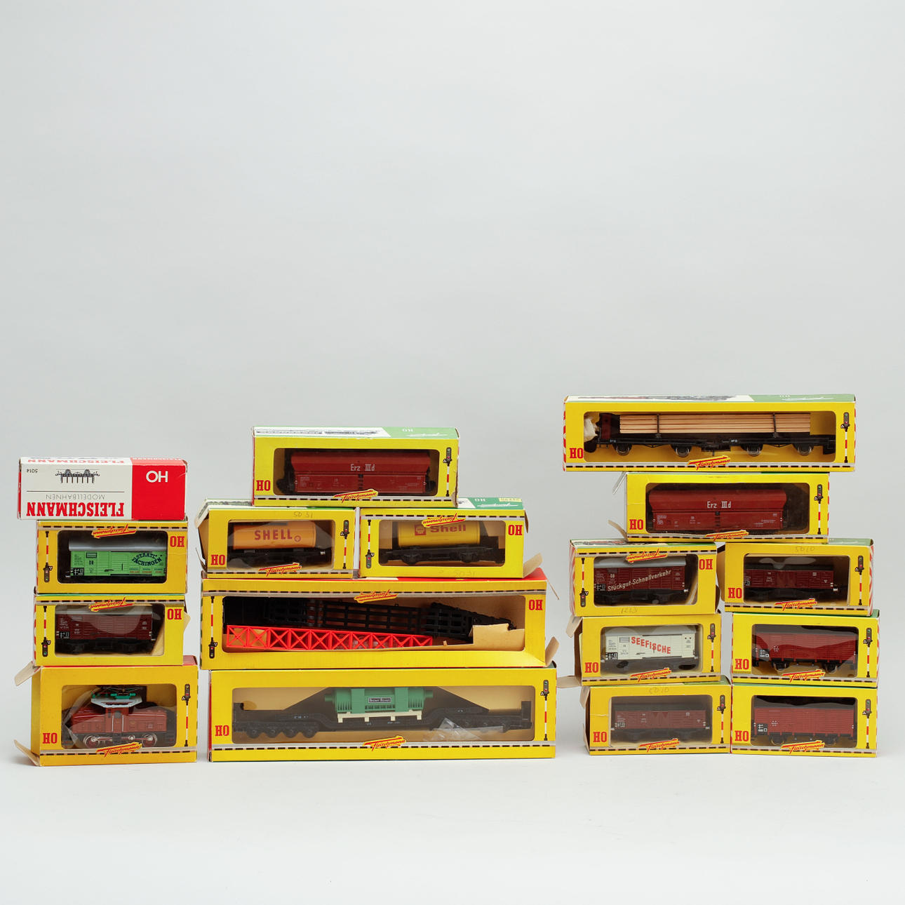 FLEISCHMANN HO, 17 dele.