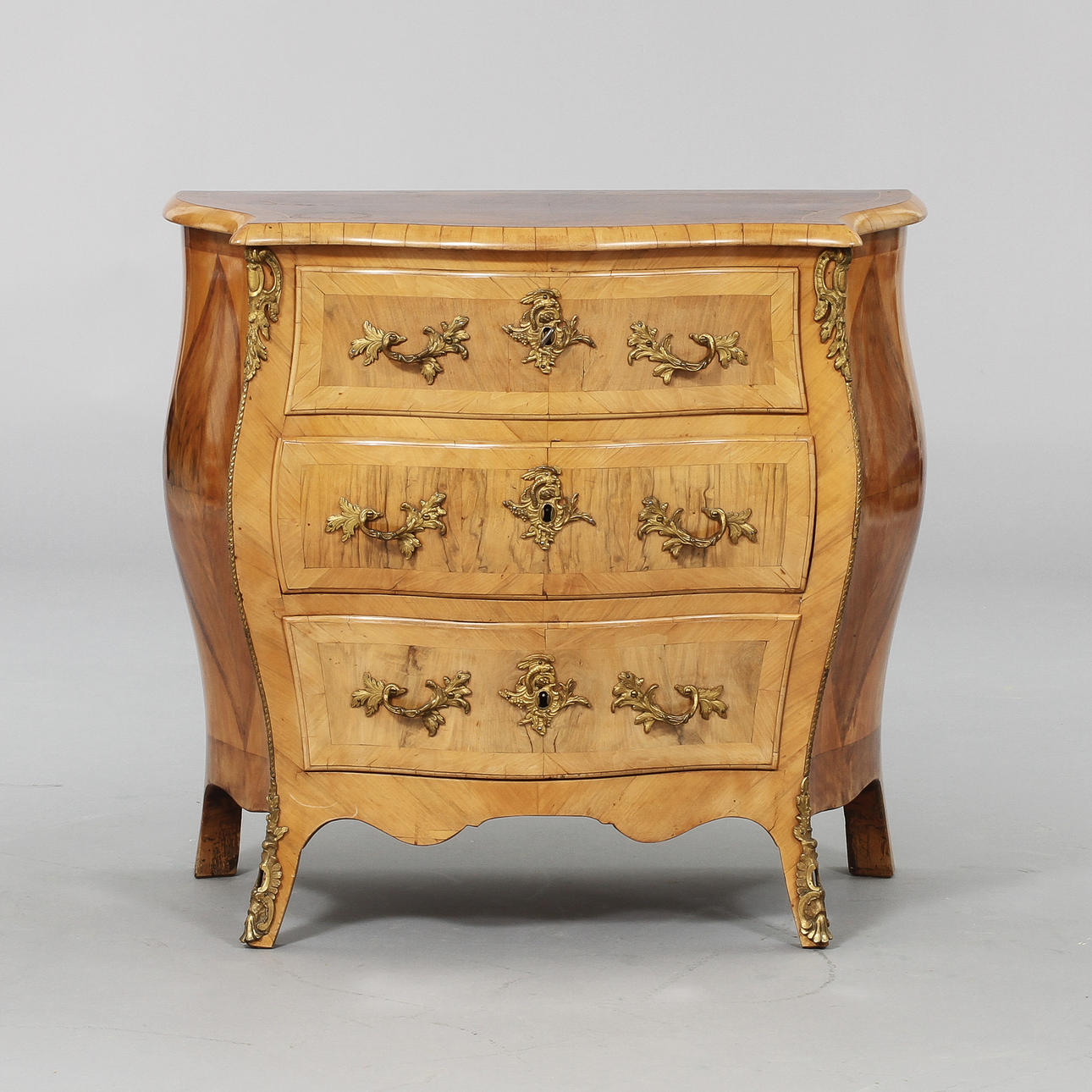 BYRÅ, rokoko 1700-tal.