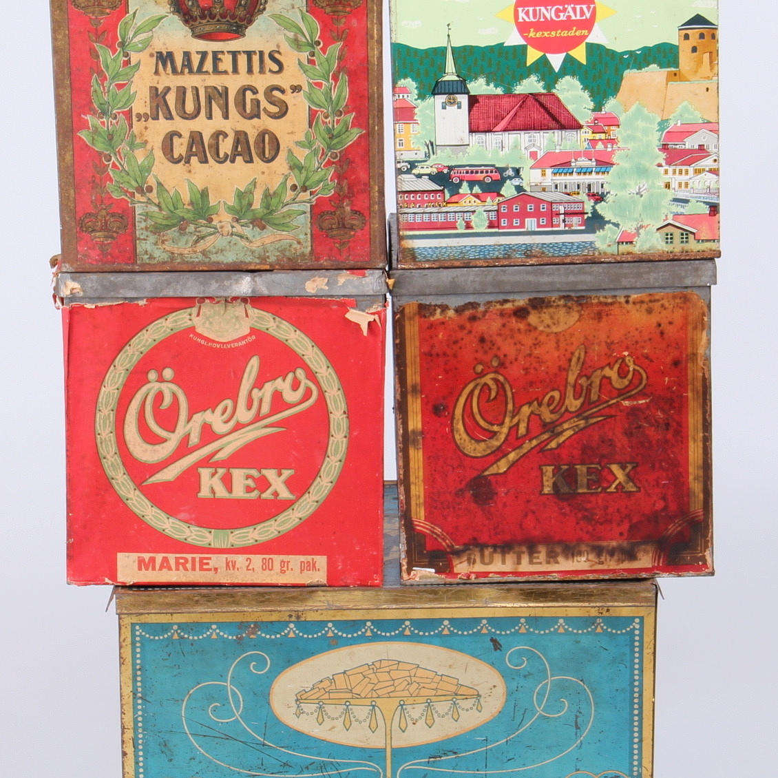 PLÅTBURKAR, 5 st, delvis Mazettis kungskakao och Örebro kex.