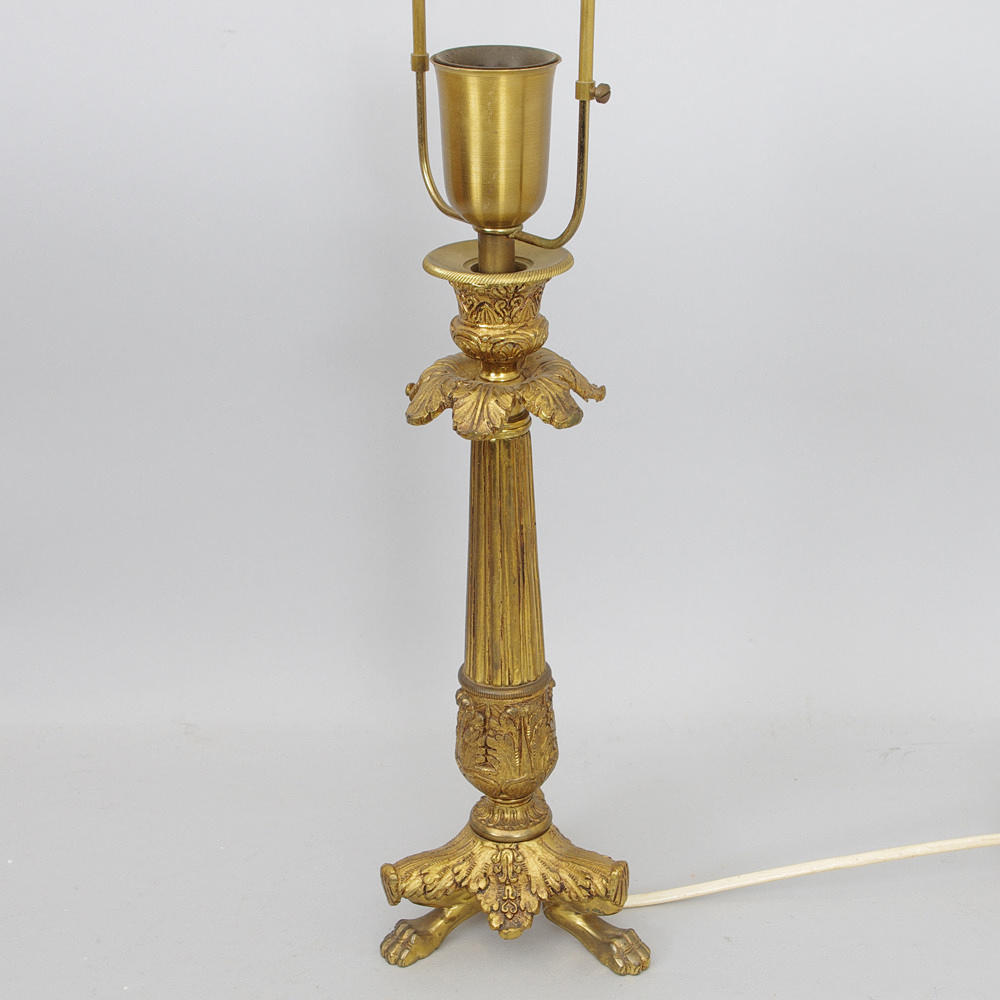 BORDSLAMPA, mässing, empirestil.