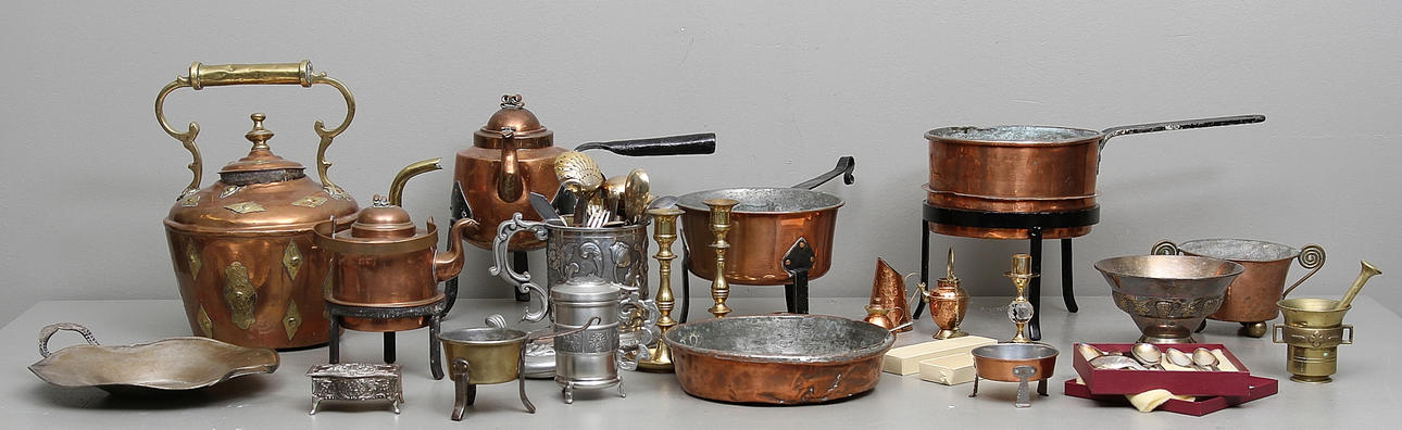 OBJETOS DE METAL, 1800-1900.