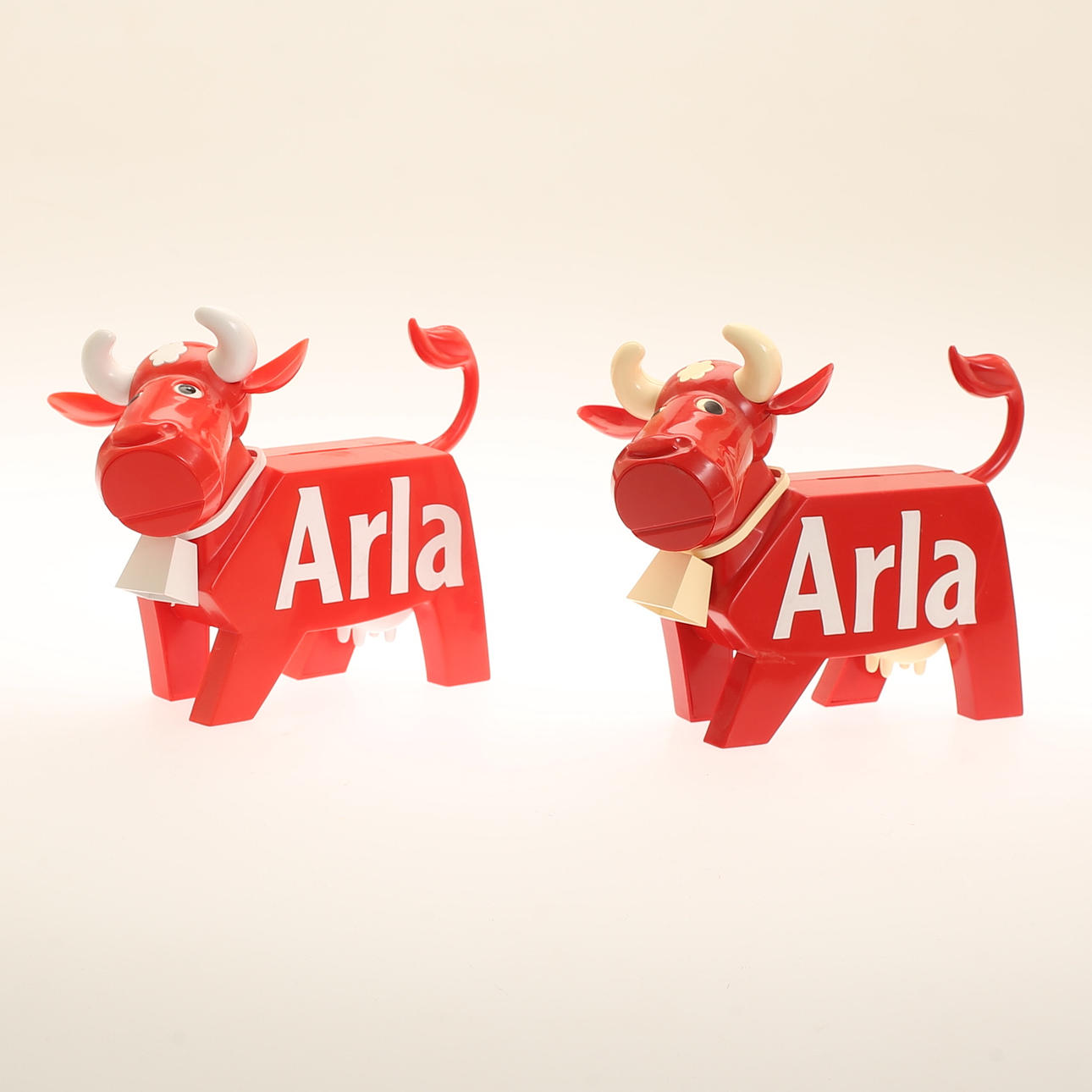ARLA-kossan, 2 stycken, plast.