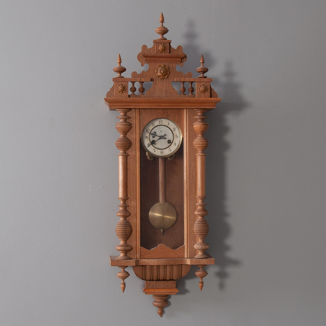 LAUTUVUUSÄÄTÖ. Junghans, 18/1900-luku.