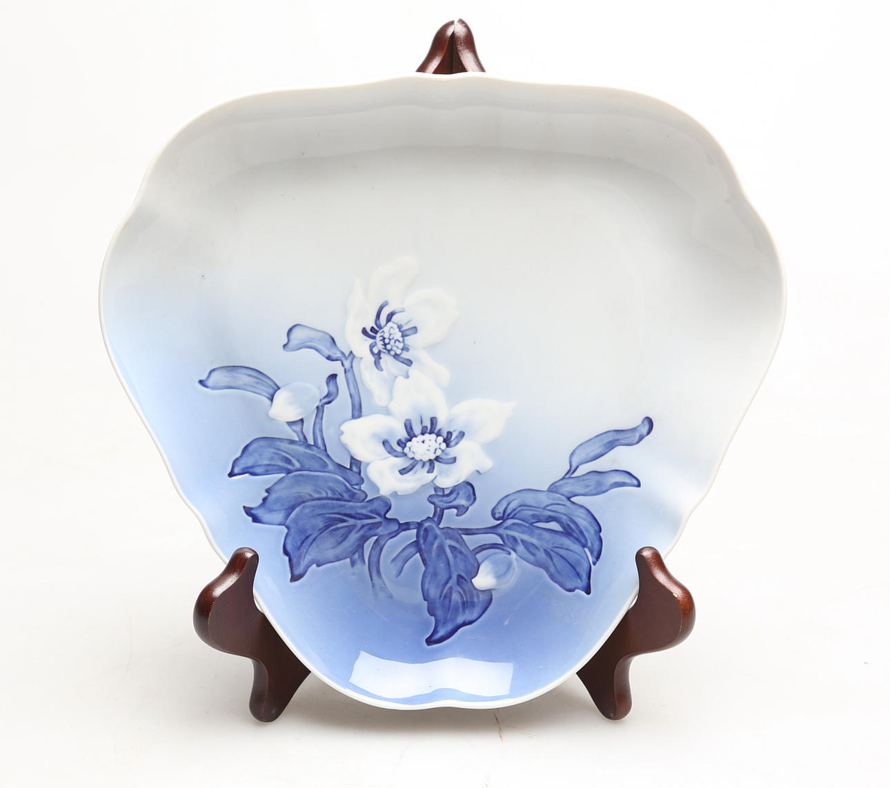 FAT, porslin, Bing och Gröndahl, 1900-tal.