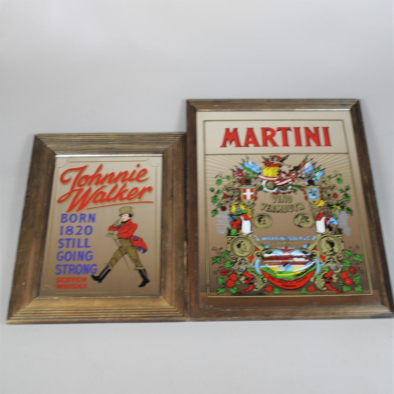 BAR PEILIT painatuksella.