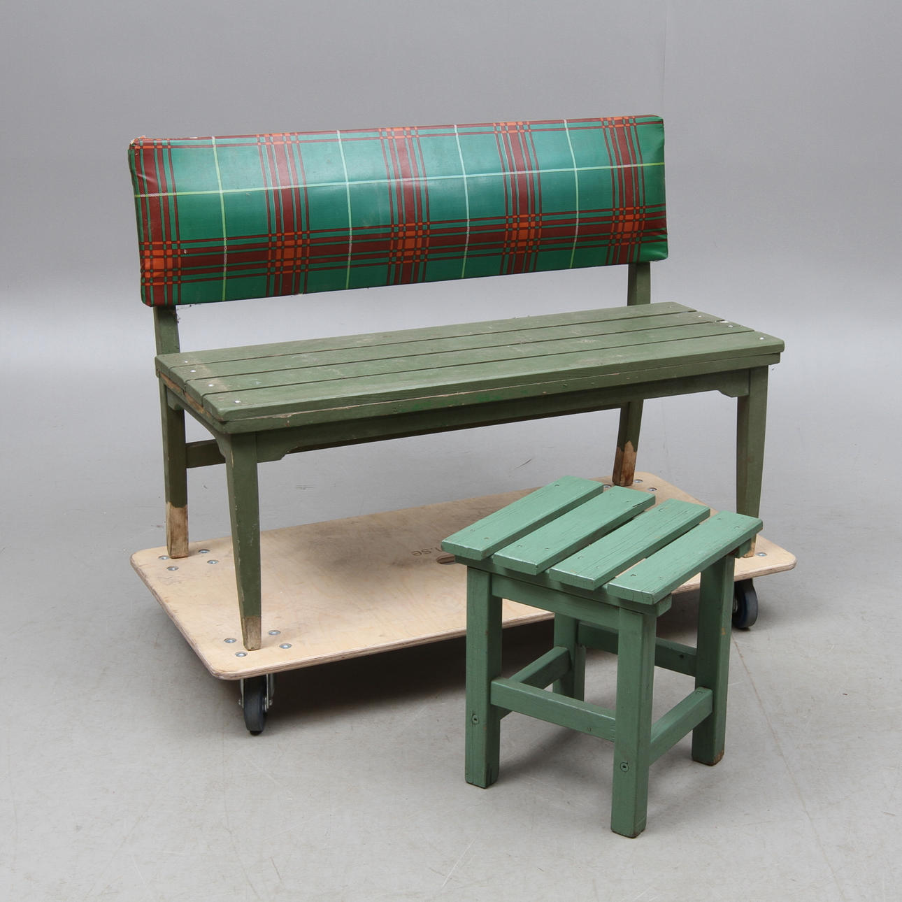 TRÄDGÅRDSOFFA samt PALL, 1900-tal.