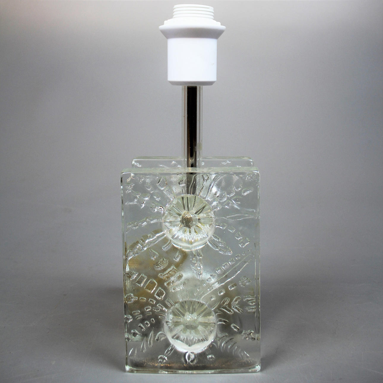 TABLE LAMP, glass, Pukeberg, 1900s.