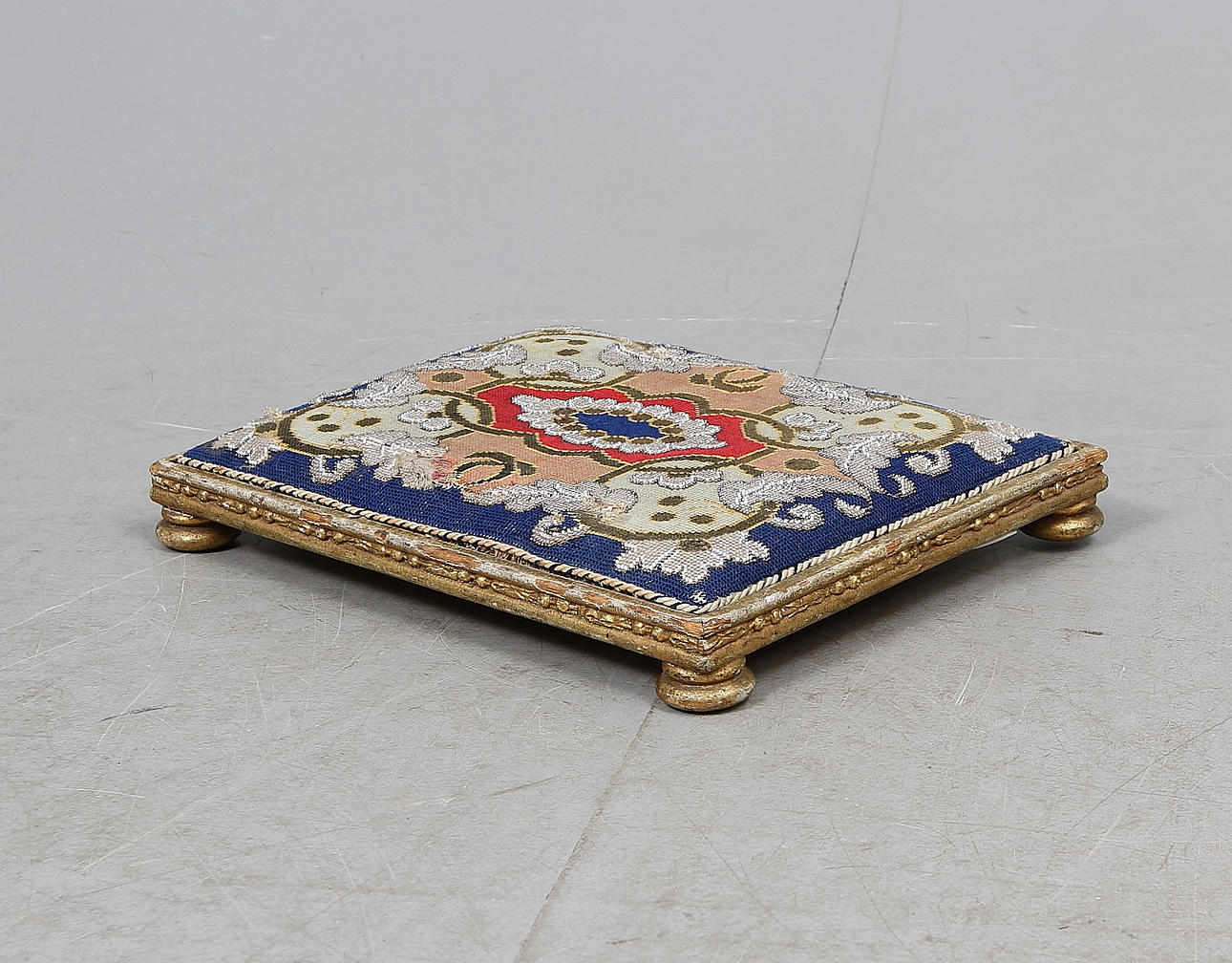 PALL, pärlbroderi, 1800-tal.