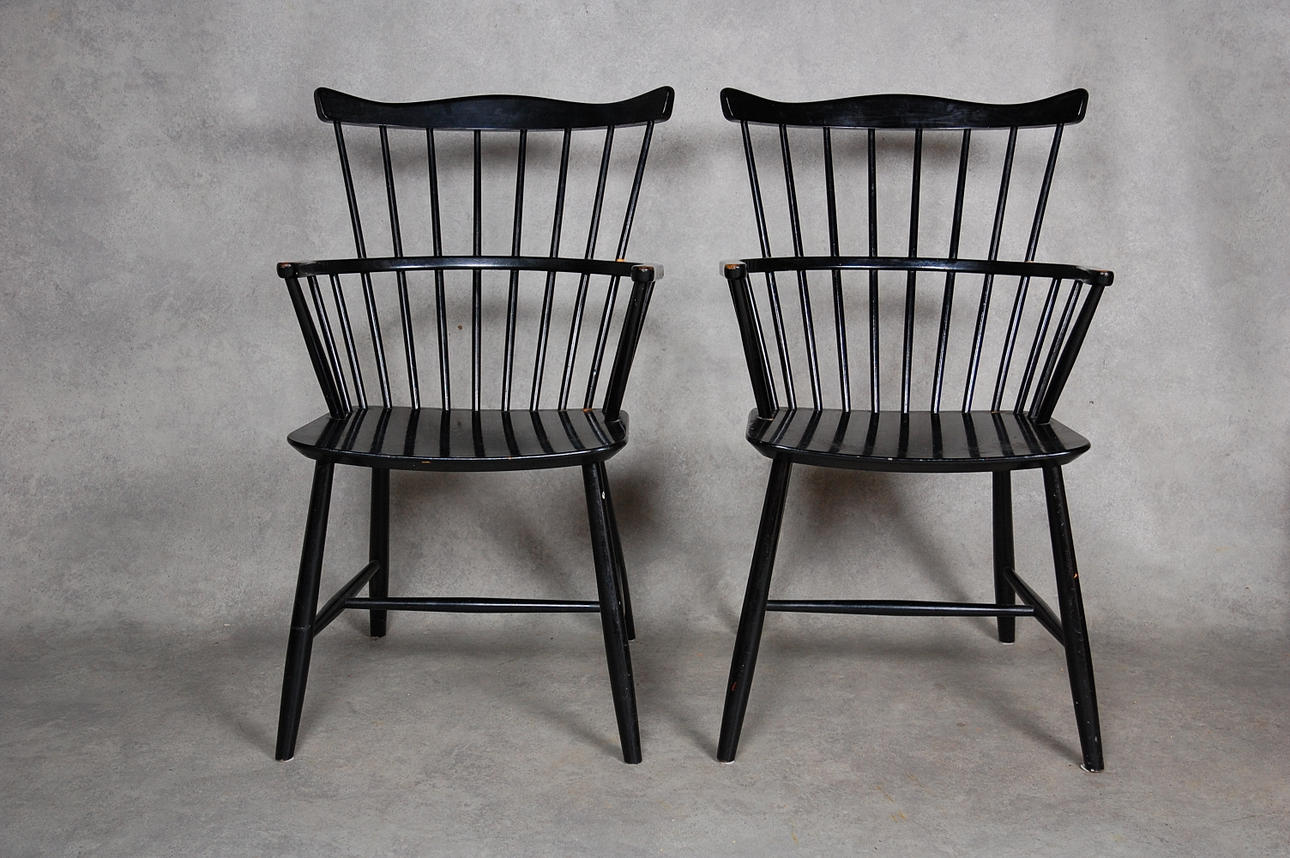 BÖRGE MOGENSEN. karmstolar " Windsor Chair " 1 par, designår 1944.