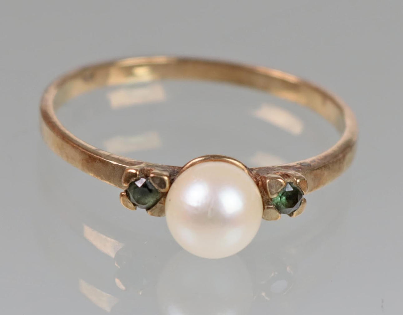 AKOYA PÄRLA RING, GULD 333.