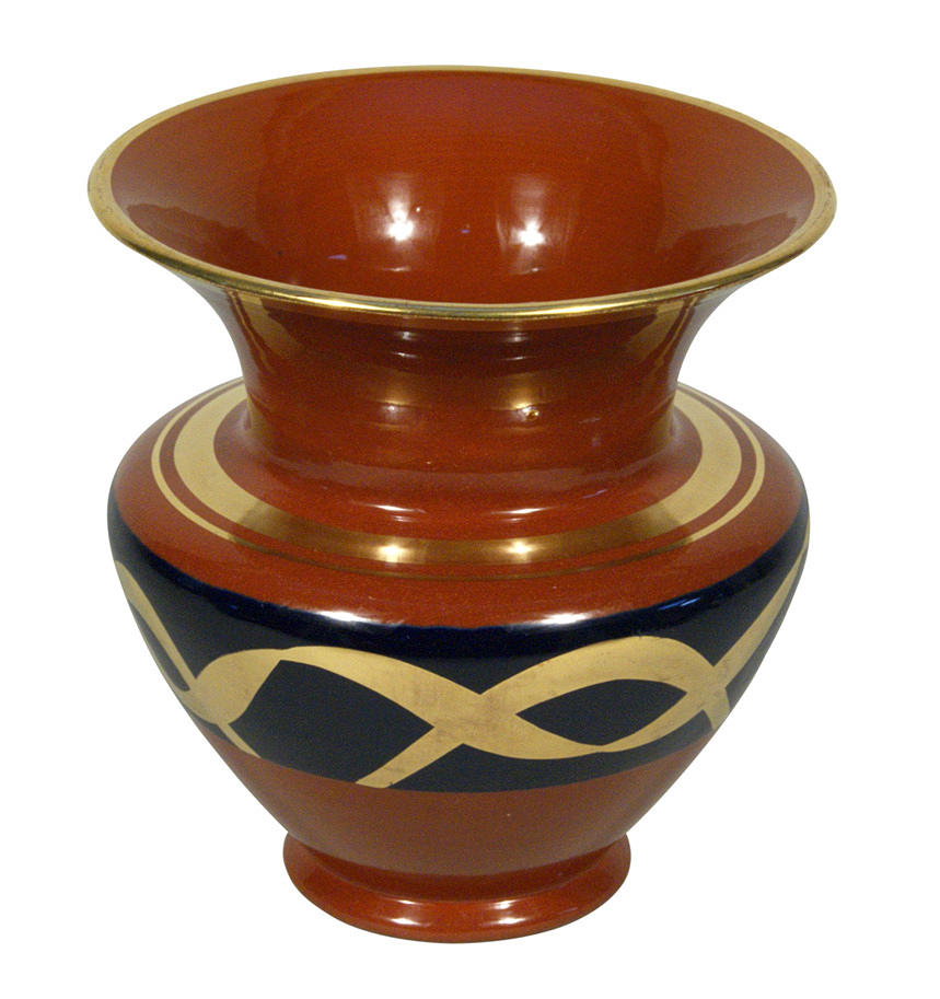 KADINVAS, majolika skärvor. Kungliga majolika- och terrakottaverkstäder, kadiner.