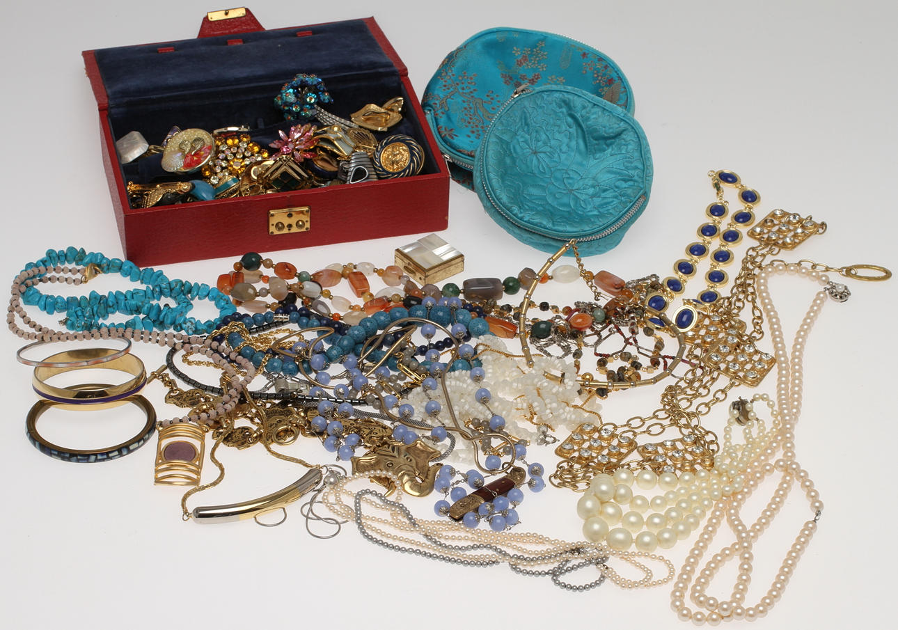 PARTI BIJOUTERIER M M, 1900-tal.