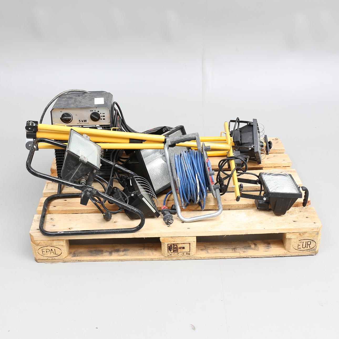 BYGGFLÄKT, BYGGSTRÅLKASTARE, mm.