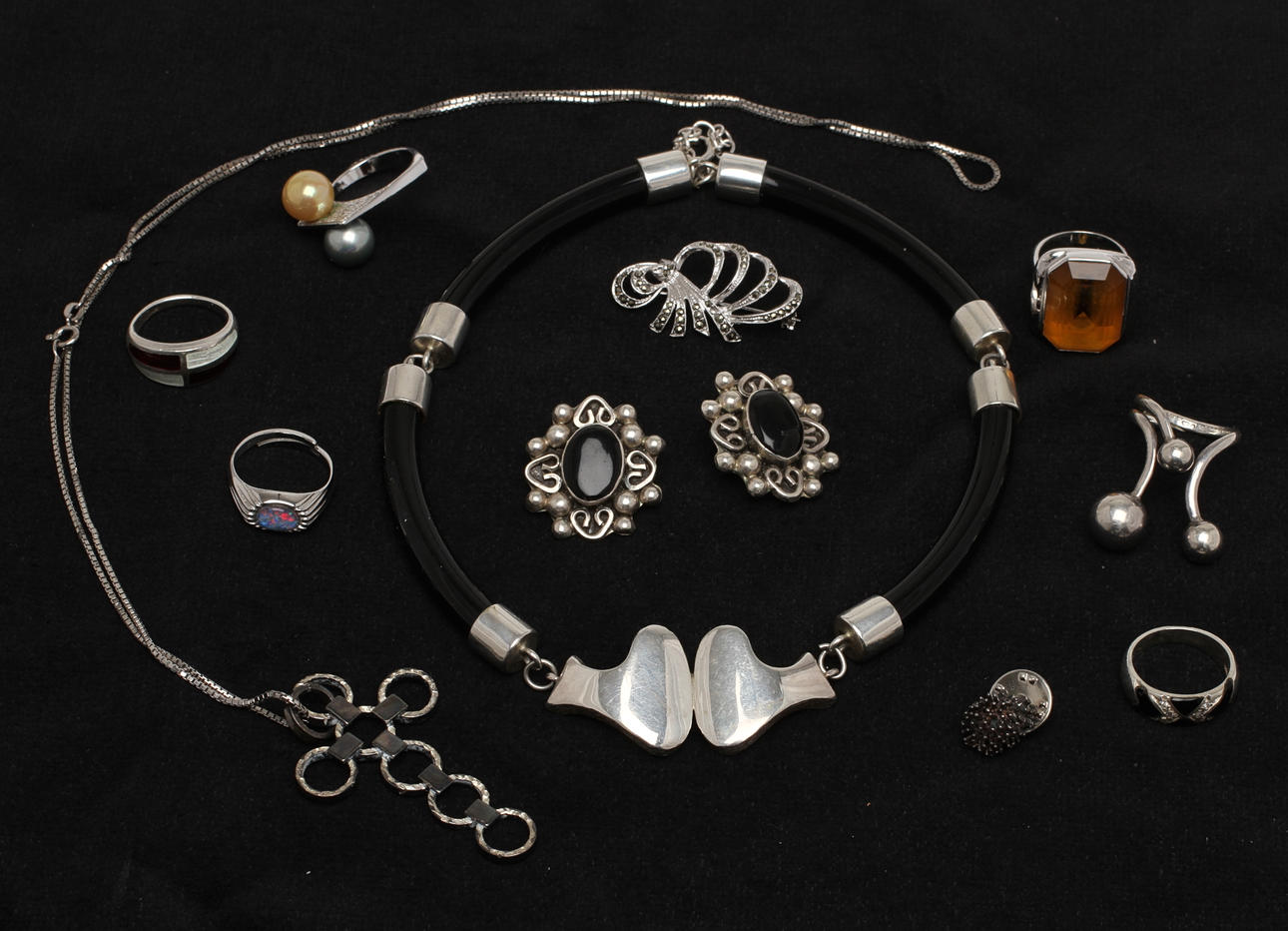 SMYCKEN, silver, 11 delar, 1900-tal.