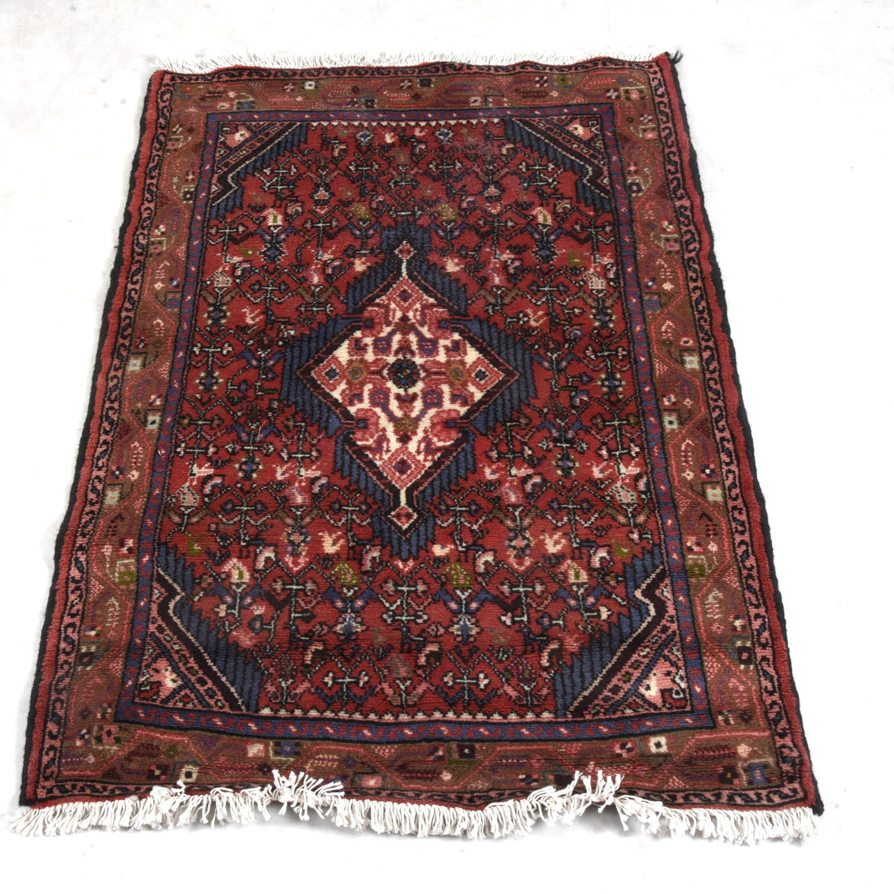 CARPET, hand knotted, 115x77 cm.