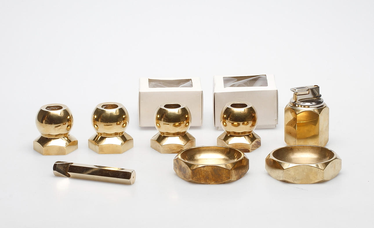 MÄSSINGSFÖREMÅL, 8 delar, Metalljslöjden, Gusum.