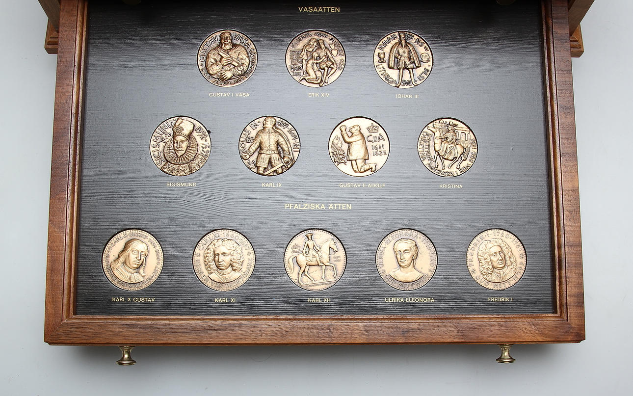 MEDALJSERIE, 60 st, brons, "Sverige och dess regenter under 1000 år".