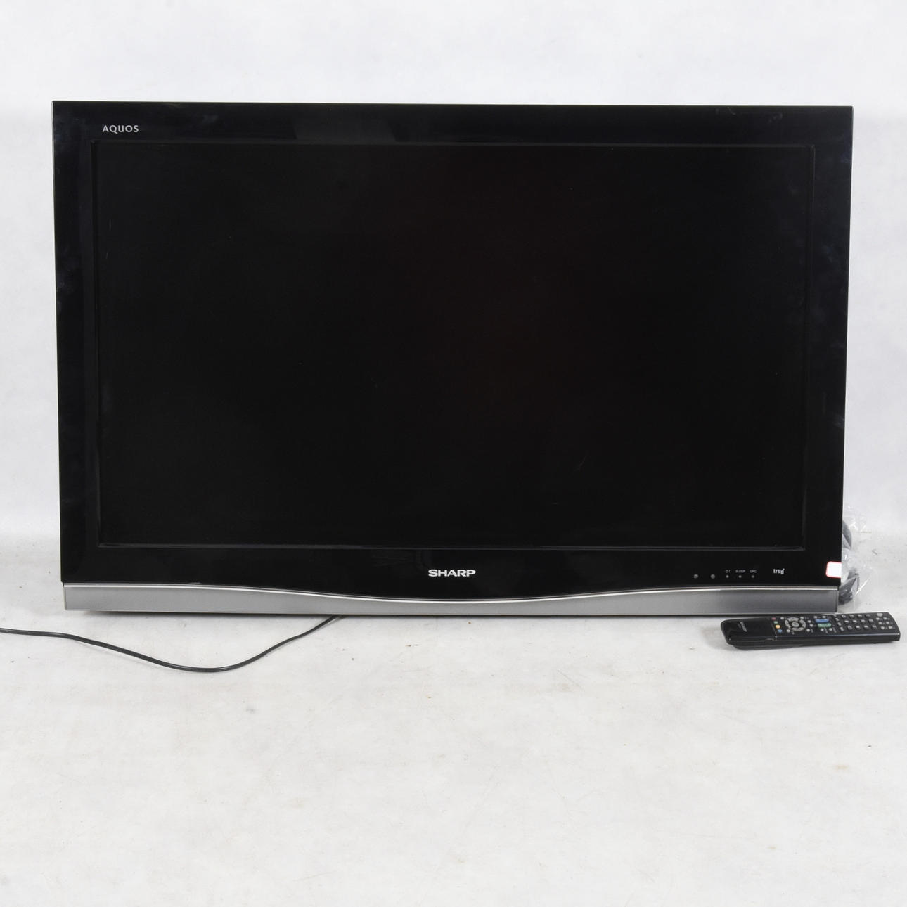 Televisor LCD, Sharp Aquos de 37".