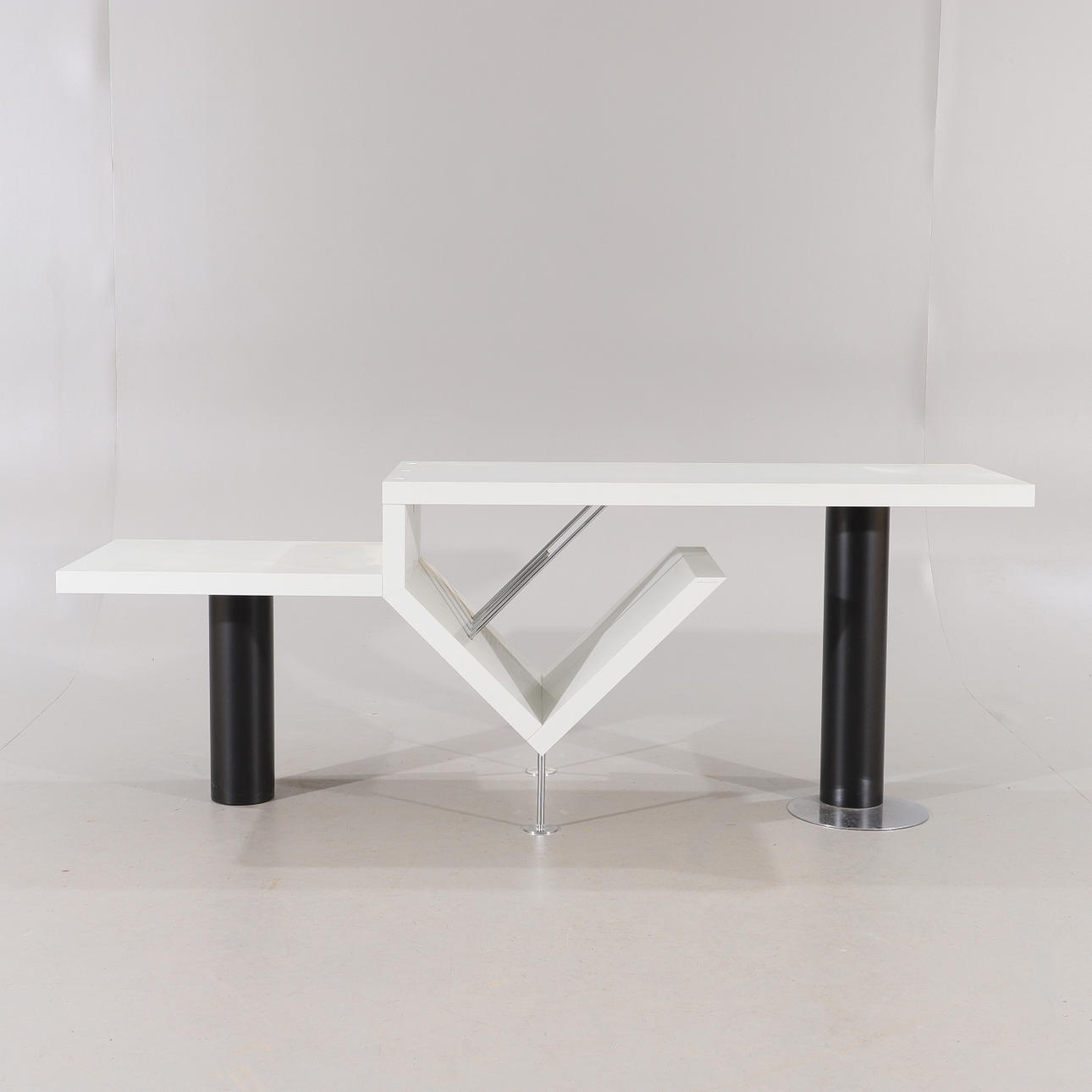 Bang & Olufsen “Attyca 2” オーディキャビネット Yahoo!オークション - デンマーク Bang & Olufsen “Attyca 2