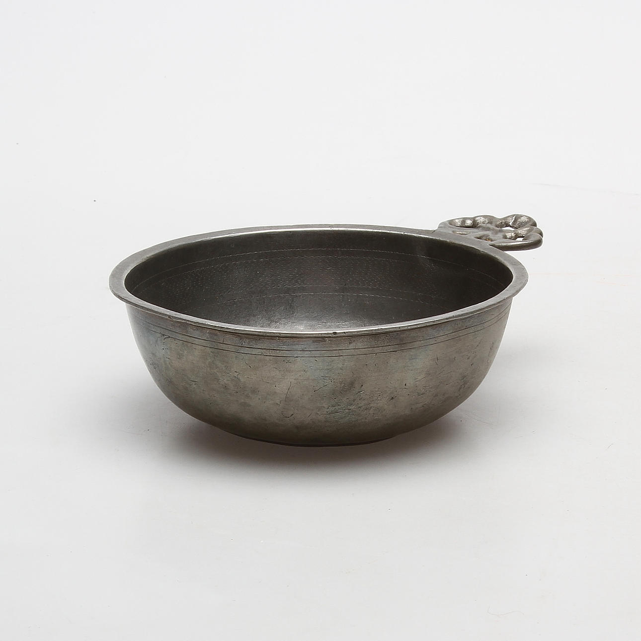 TASTEVIN, tenn, Daniel Eklund(verksam 1846-1858), Kalmar 1853.