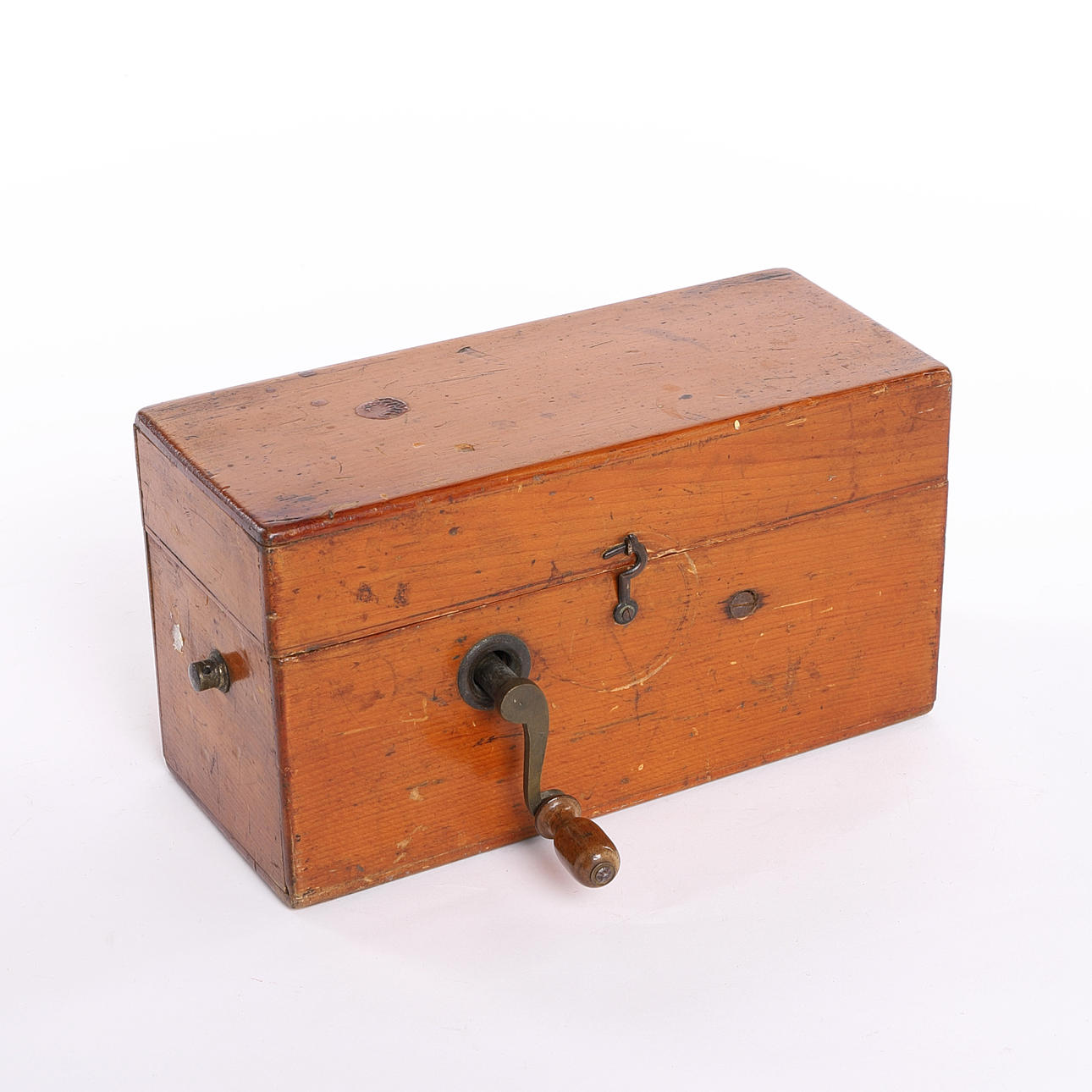 MAGNETO-ELECTRIC MACHINE. Övrigt - Teknika & Nautika - Auctionet