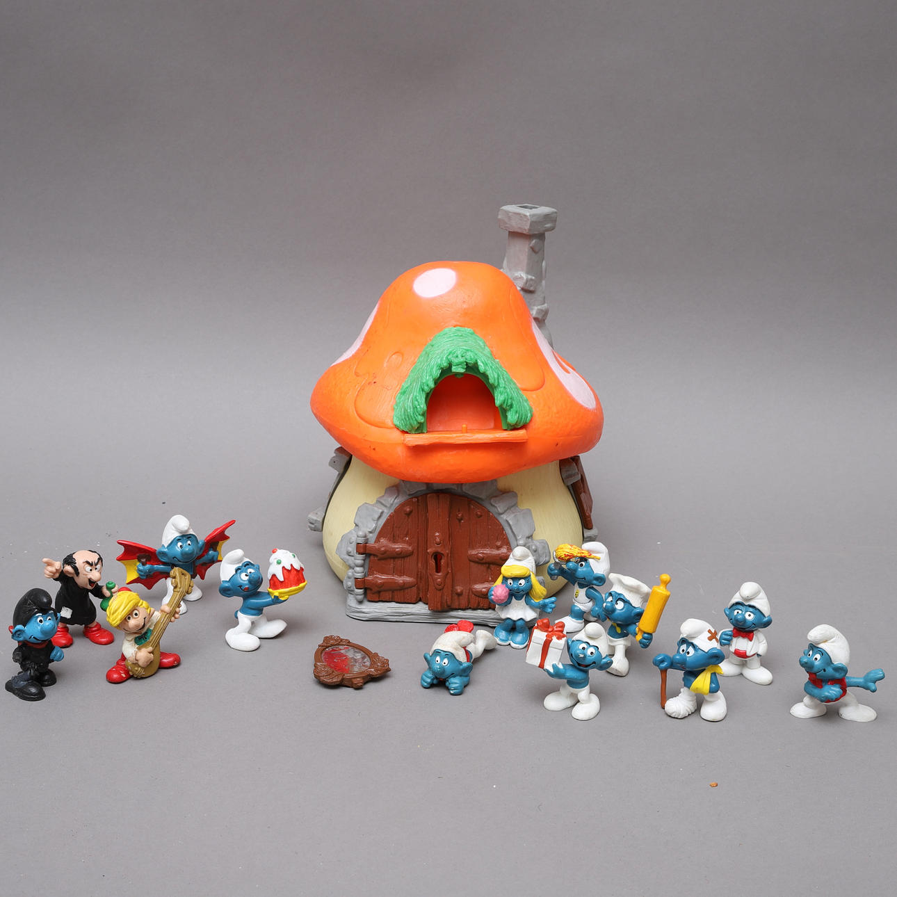 SMURFAR & HUS, 1+13 delar, Bully & Schleich.