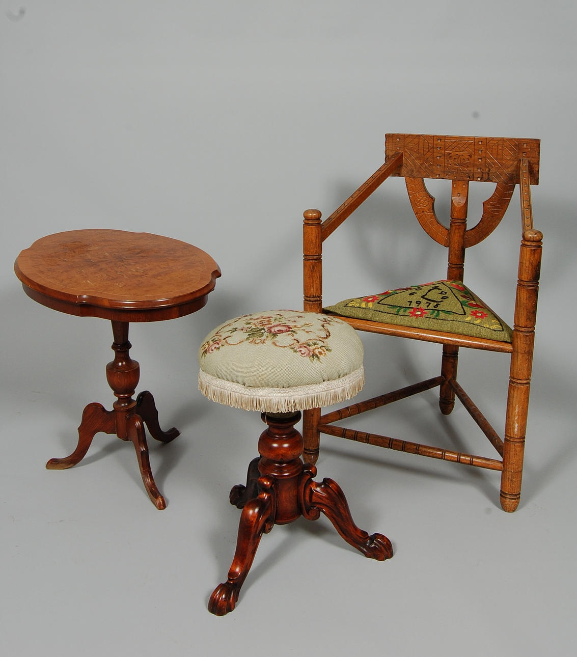 PARTI MÖBLER, 3 delar.