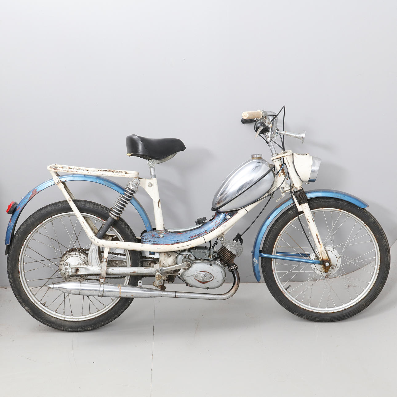 MOPED," Stockholmare".