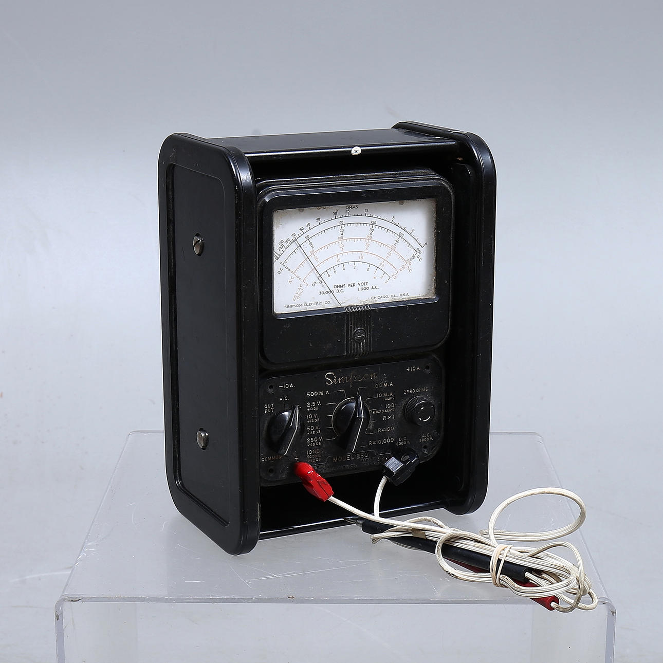 ELECTRIC MEASURING INSTRUMENT, Simpson, model 260, Chicago, USA.