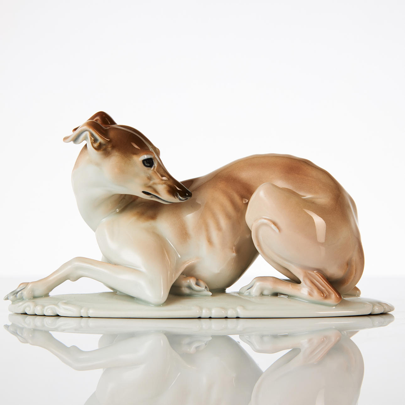 THEODOR KÄRNER (1884-1966). Whippet, figurine, porcelain, Germany