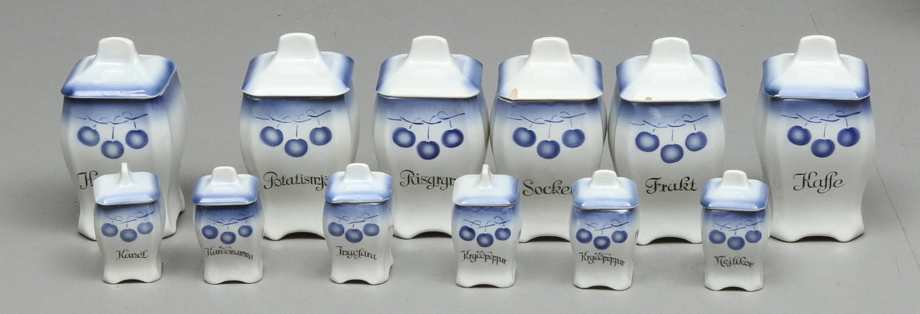 SPECERI- och KRYDDBURKAR, 12 st. porslin, 1900-tal.